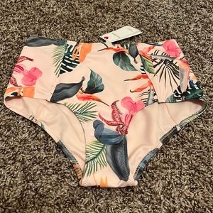 NWT Tropical Bikini Bottoms